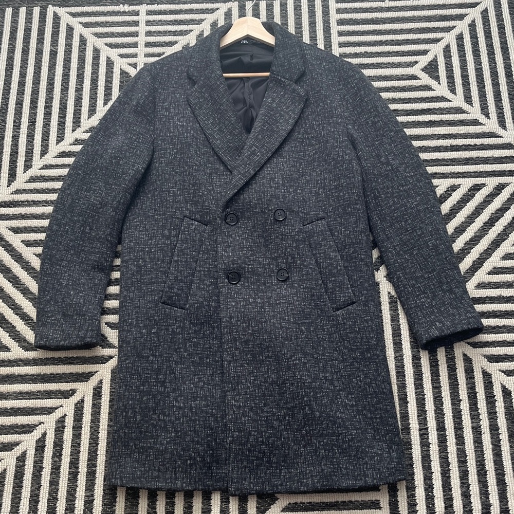 Zara Men’s 3/4 length Double Breasted Winter Jacket  ( M - Size 40R )
